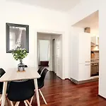 Apartment Gesse Kollarova Prague